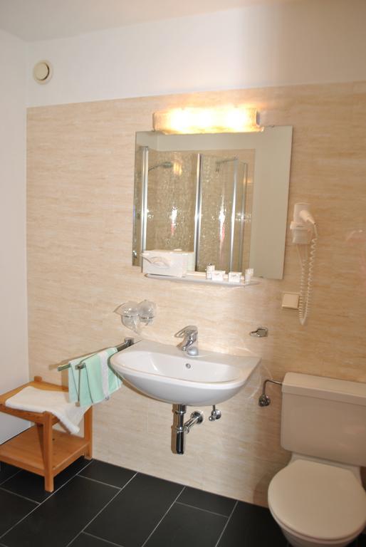 Hotel Daneu Nueziders Екстер'єр фото