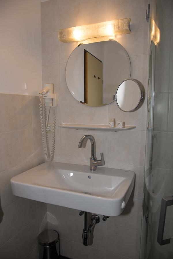 Hotel Daneu Nueziders Екстер'єр фото